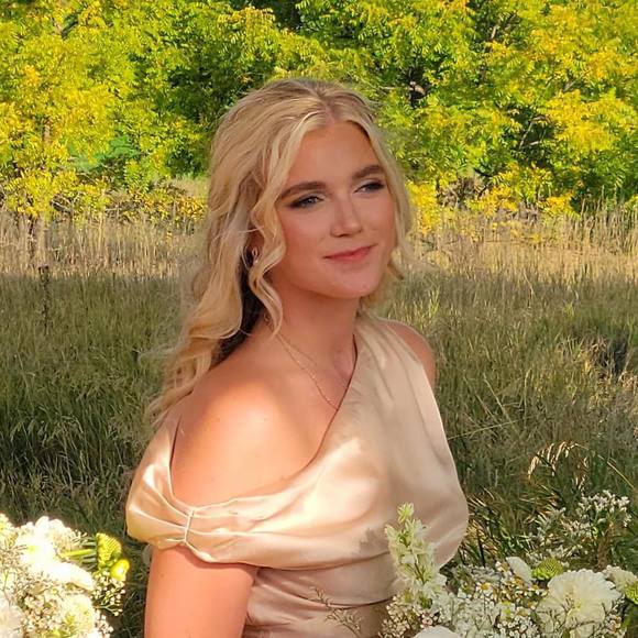 Meet your Posher, Sophie - Picture 1 of 1